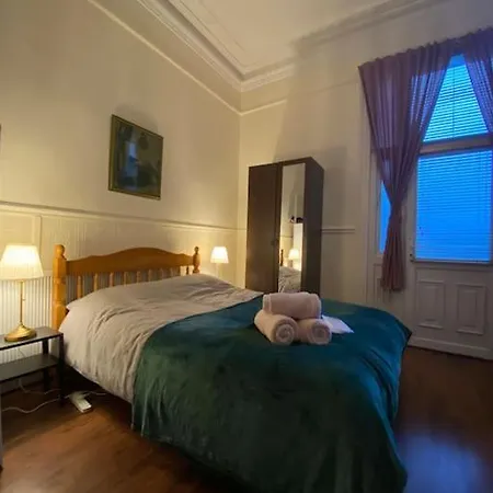 Spacious Victorian Flat * Dublin