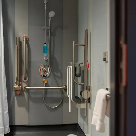 Easyhotel Hotel