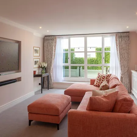 The Merrion Hotell 5*