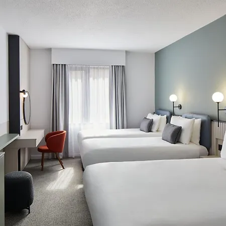 Leonardo Parnell Street 4*