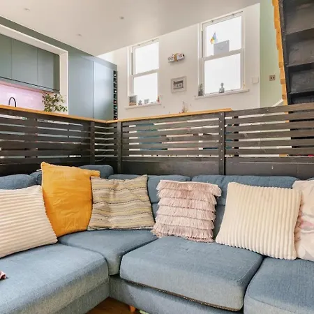 Stylish House In * Dublin