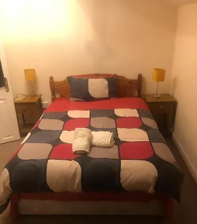 Private Comfortable Bedroom With Ensuite Dublin