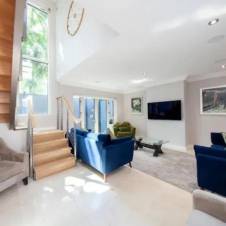 Aviva Stadium Mews - #avivamews Feriehus *