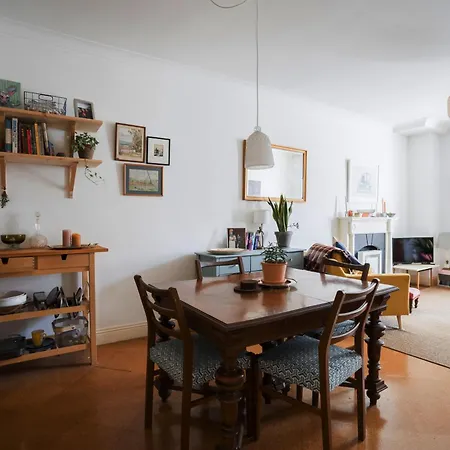 Värdshus Bright & Stylish 1bd Flat - Temple Bar