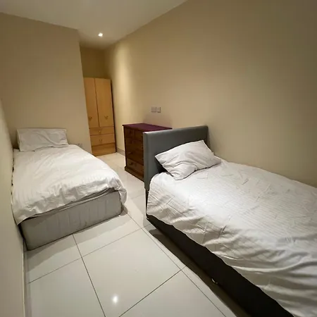 Lovely - Just 15 Mins To Centre Penzion Dublin