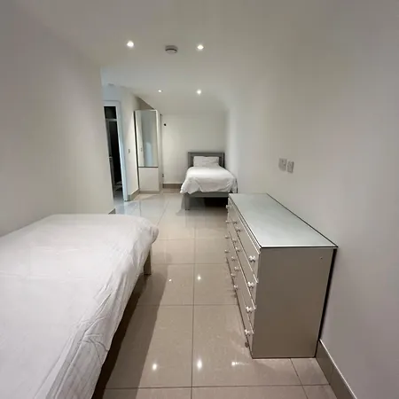 Lovely - Just 15 Mins To Centre Penzion Dublin