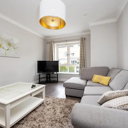 Elegant 5-bed By Sea & City, Parking & Garden - Ideal For Long Dublin