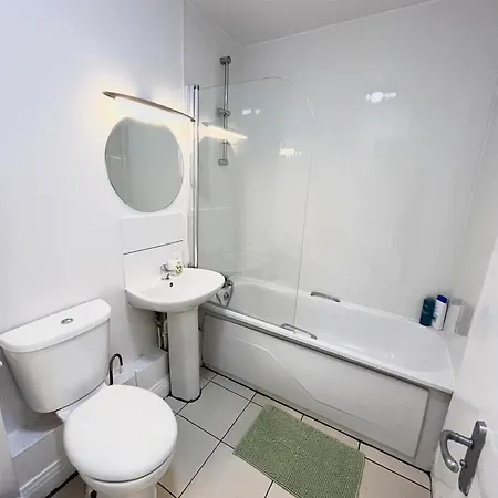 - 2 Bedrooms Apartment Dublin