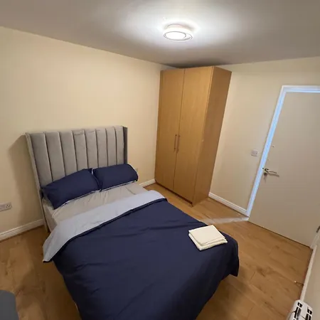Charming 3-bedroom Modern In * Dublin