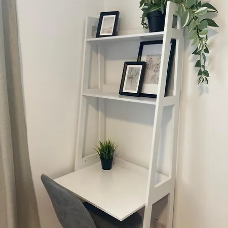 Apartment Viridian At 4 *