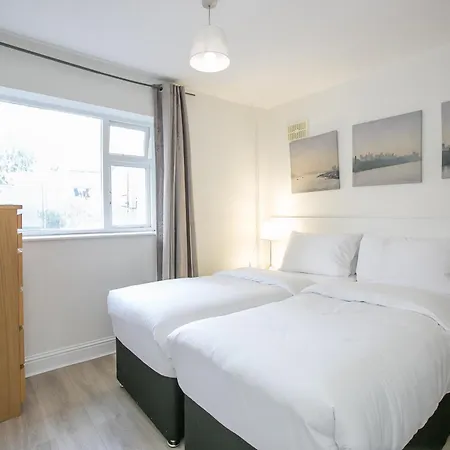 Apartment Grand Canal District Dublin