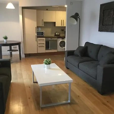 Smithfield Area 2 Bed 15 Min Walk To Temple Bar Apartment