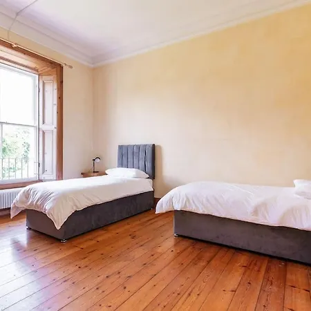 Montebello House Apartamento