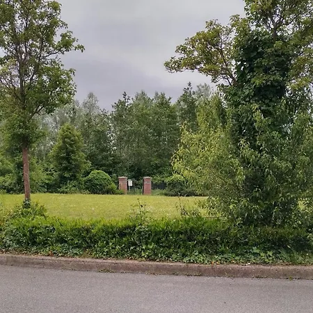 Double Parkview Near Airport