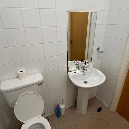 004 Spacious 3 Bed In Centre Dublin