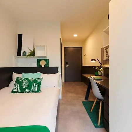 Cozy Lovely Private En-suite Dublin