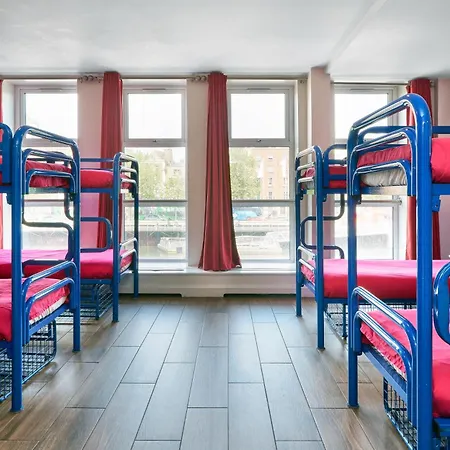 Hostel Abigail's *