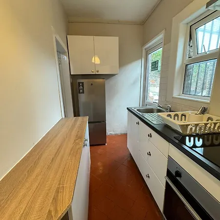 Superb Triple Beside Croke Park - 2 Guest house *