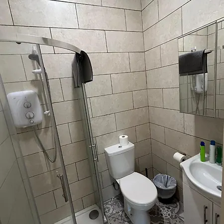 Flat Equipped Apartment *