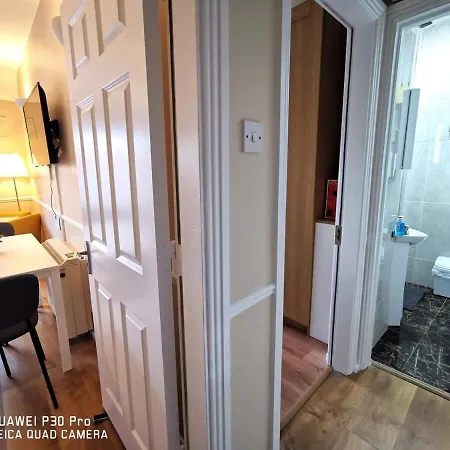 Apartment New Great Centre Dublin