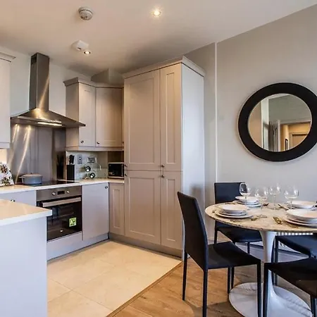 Wishie Homes- Family Near Luas * Dublin
