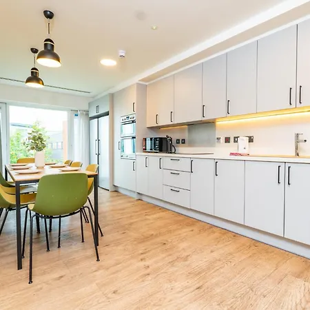 Modern 3 Bedroom And Private Bedrooms At The Loom In * Dublin