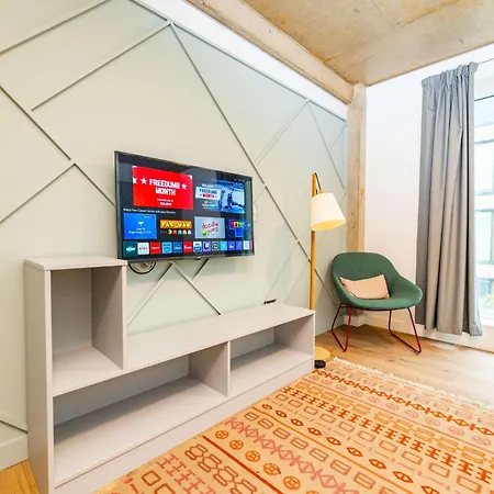 Apartment Modern 3 Bedroom And Private Bedrooms At The Loom In Dublin
