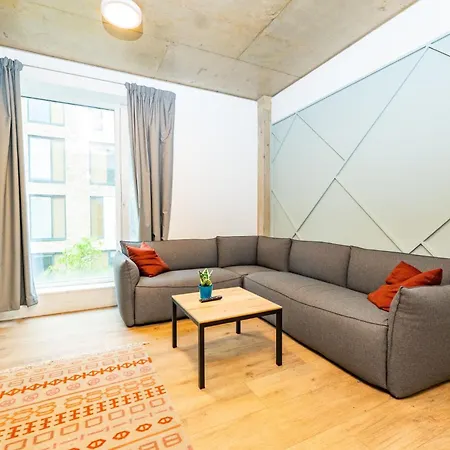 Modern 3 Bedroom And Private Bedrooms At The Loom In * Dublin