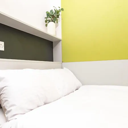 Stylish & Private At Binary Hub In * Dublin