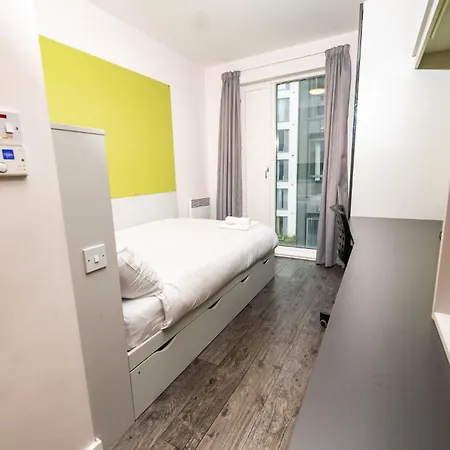 Stylish & Private At Binary Hub In