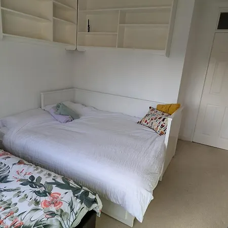 House In 7, Stoneybatter * Dublino