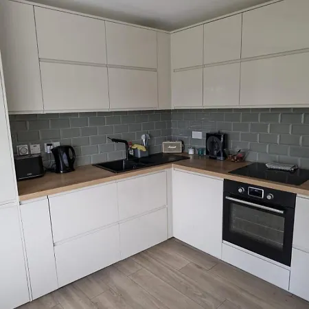 Large Newly Updated 3bd Duplex 20min To Airport Dublin