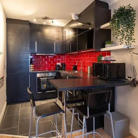 Inviting 2bd Flat 15 Mins From Heart Of Dublin! Dublin