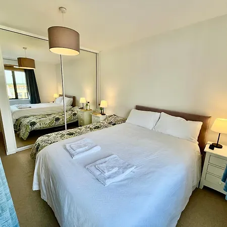 Homestay En-suite With Double And Single Bed Dublin
