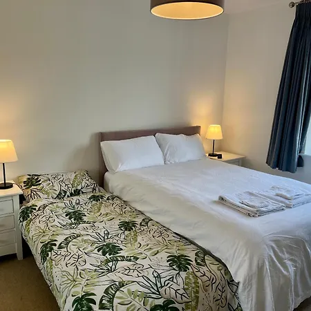 Homestay En-suite With Double And Single Bed
