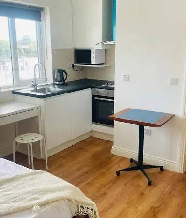 Apartment Near Airport