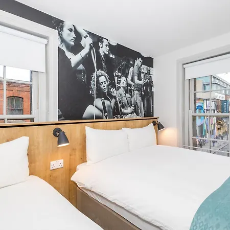 The Auld Dubliner Otel *