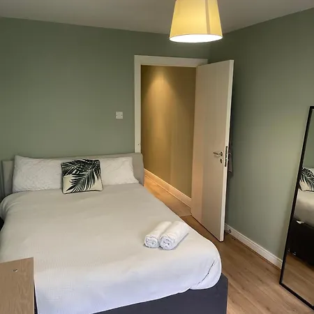 In Dublin's Tourist Spot Temple Bar Fully Renovated Apartment Dublin