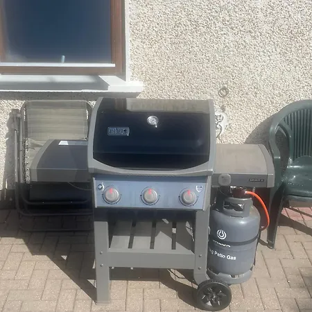 Hébergement de vacances Large 5 Bedroom In Shankill South Dublin