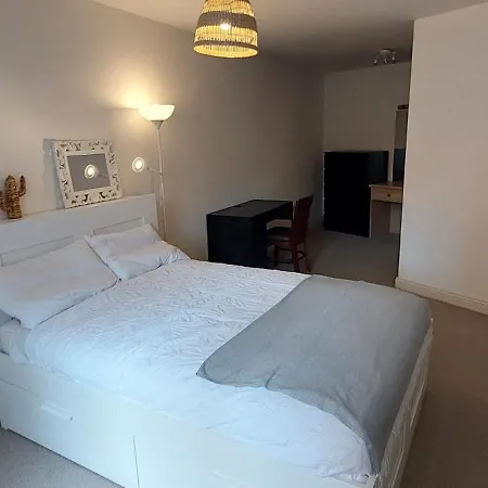 Spacious 2bd Sleeps 6 - Heart Of Citycentre Dublín