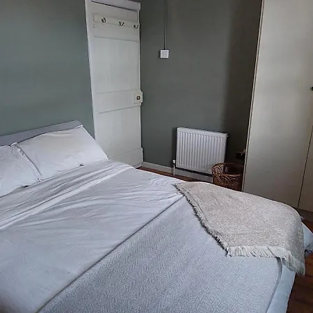 Cosy With Office - 10 Mins Stroll To Seafront Apartment