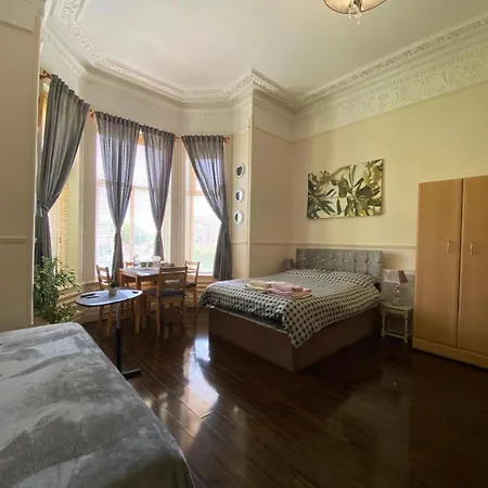 Spacious Victorian *