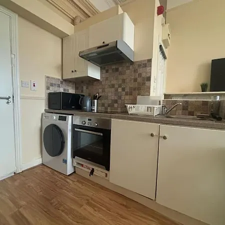 Spacious Victorian 3 * Dublin