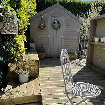 Apartment Charming, Bright Space In Dalkey