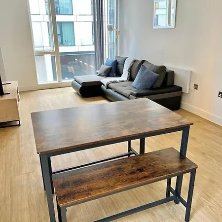 Centre Next To Temple Bar 3 Bed * Dublin