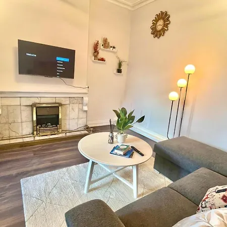 In House - 1-spacious Modern Duplex 2b2b