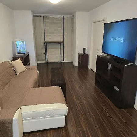 Apartment Free Private Transport From Any Port *