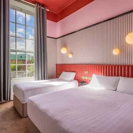 St George By Nina Hotel 3*