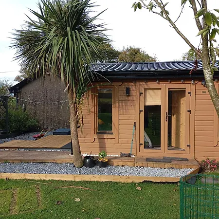 Holiday home Adventure Retreat 'the Cabanne' No Shower