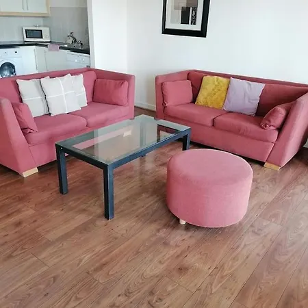 3bed 3bath Liffey River View Appartement Dublin